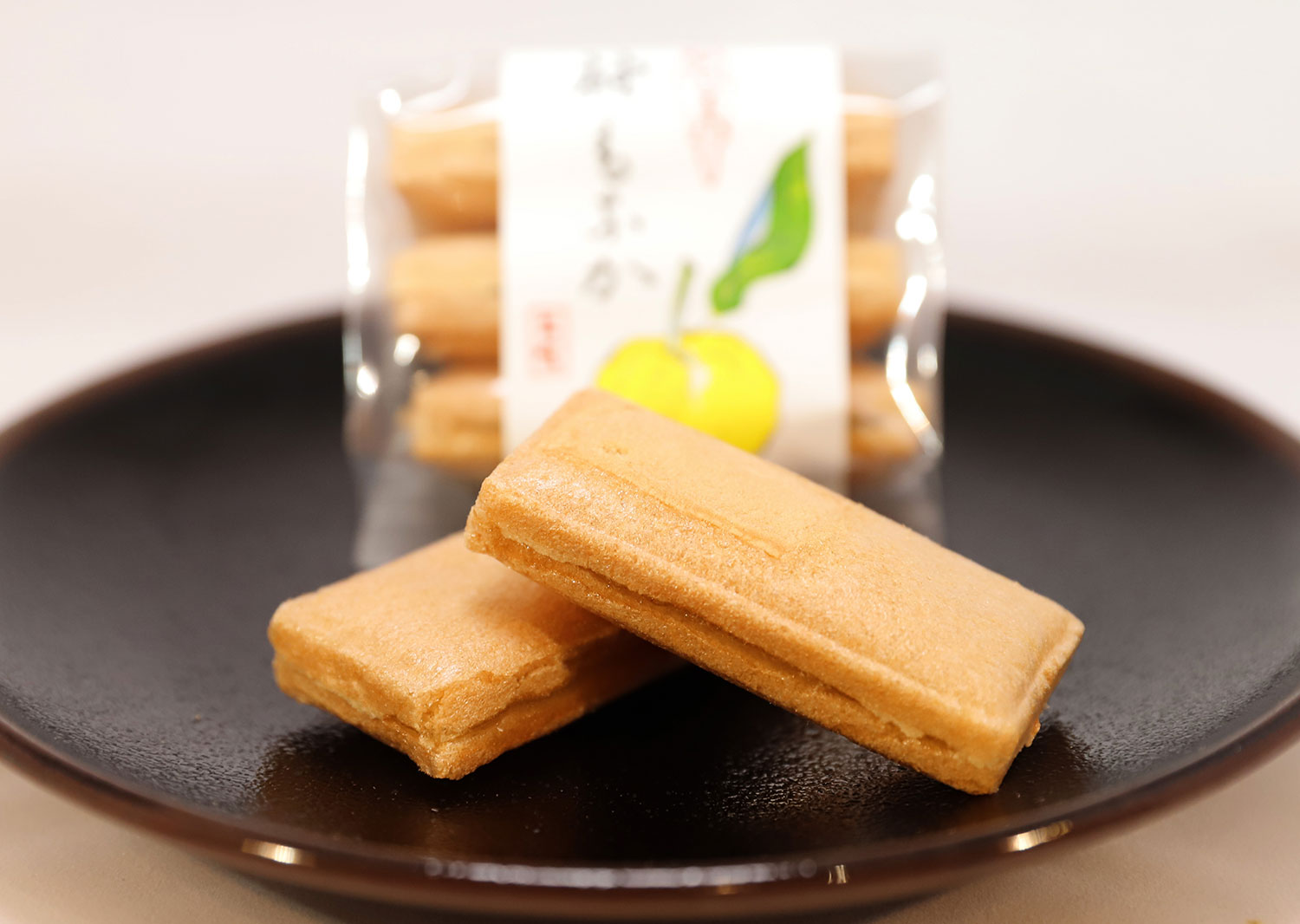 柚最中 | 和菓子、生菓子のおみやげは田辺市の菓匠二宮